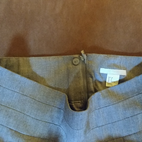 Elegant Pencil Skirt - Picture 3 of 3